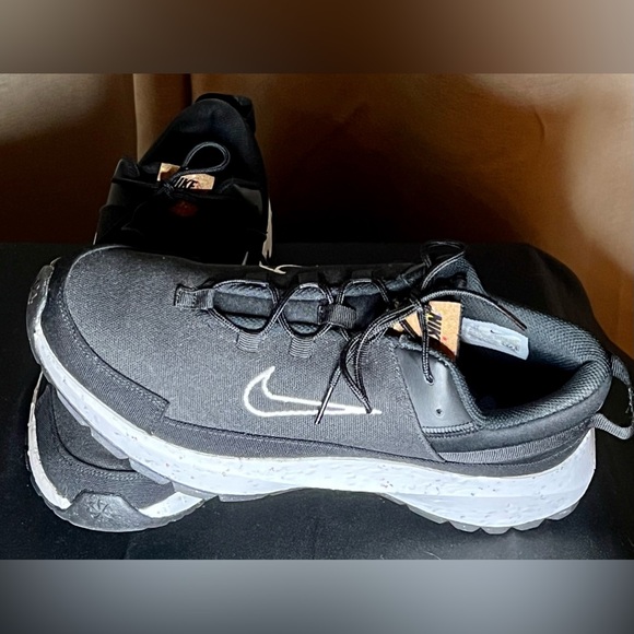 Nike Shoes - Like New worn for half a day Crater Remixa Nike sneakers for women size 11